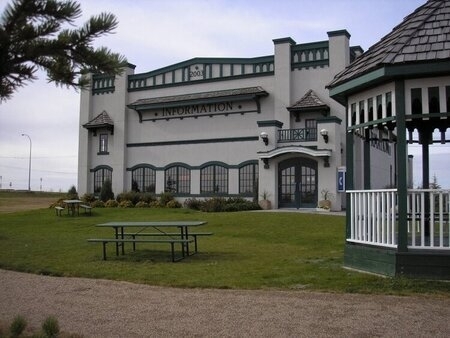 Tourism Moose Jaw Visitor's Centre